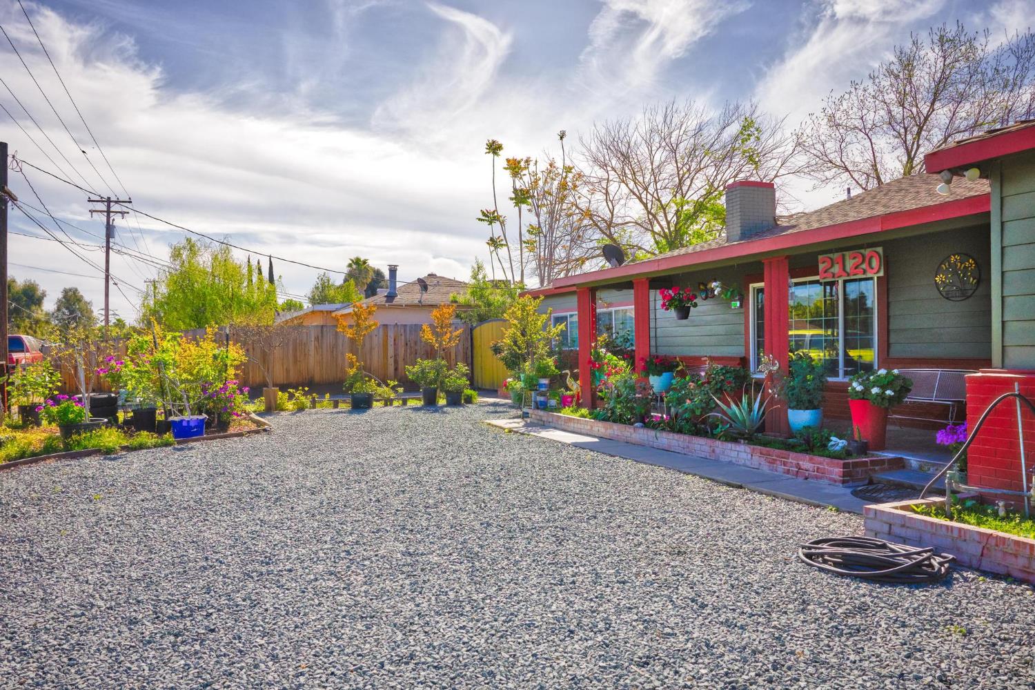 2120 River Road Modesto, CA 95351 - Photo 5 of 38