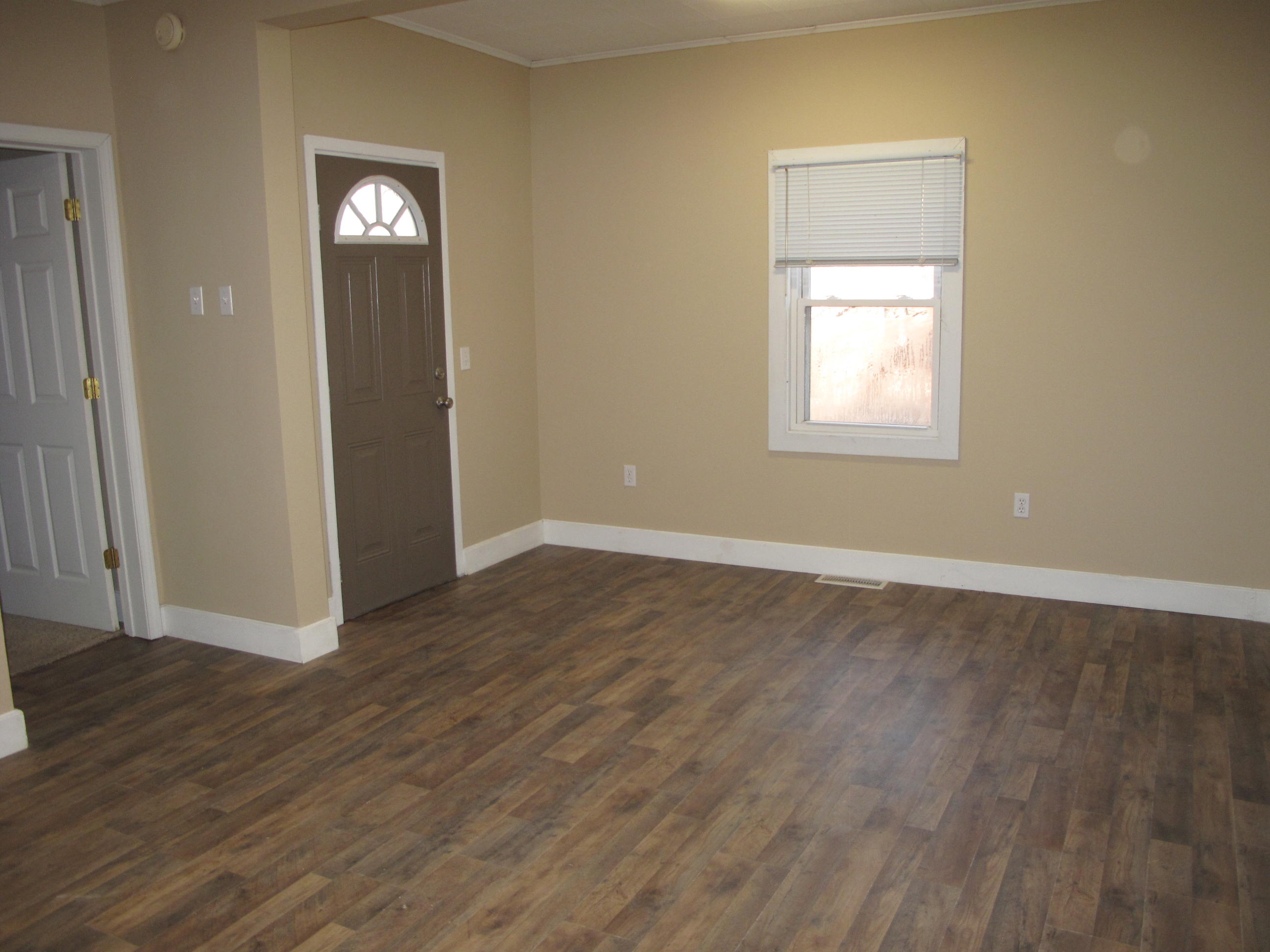 2030 Demory Road La Follette, TN 37766 - Photo 3 of 11 IMG_3956