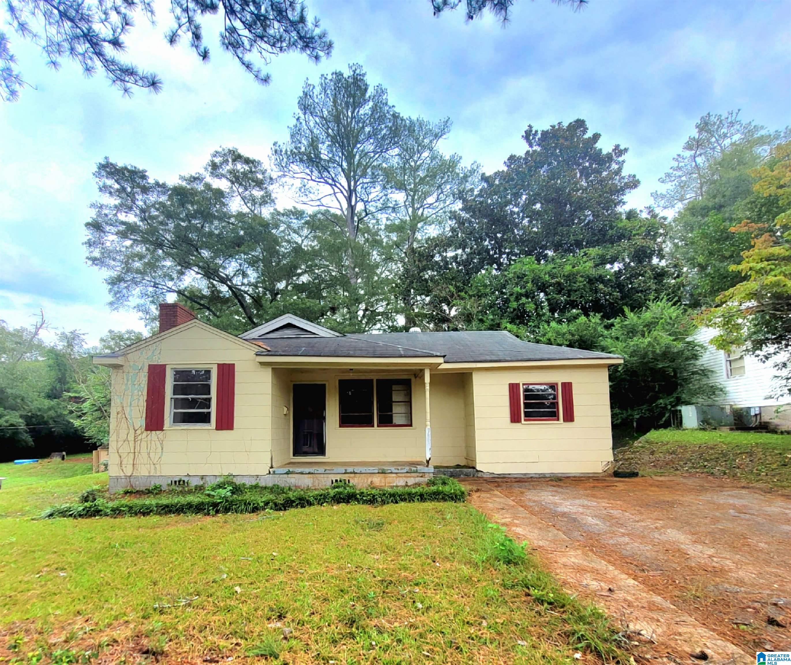 718 Glenwood Road Talladega, AL 35160 - Photo 1 of 2