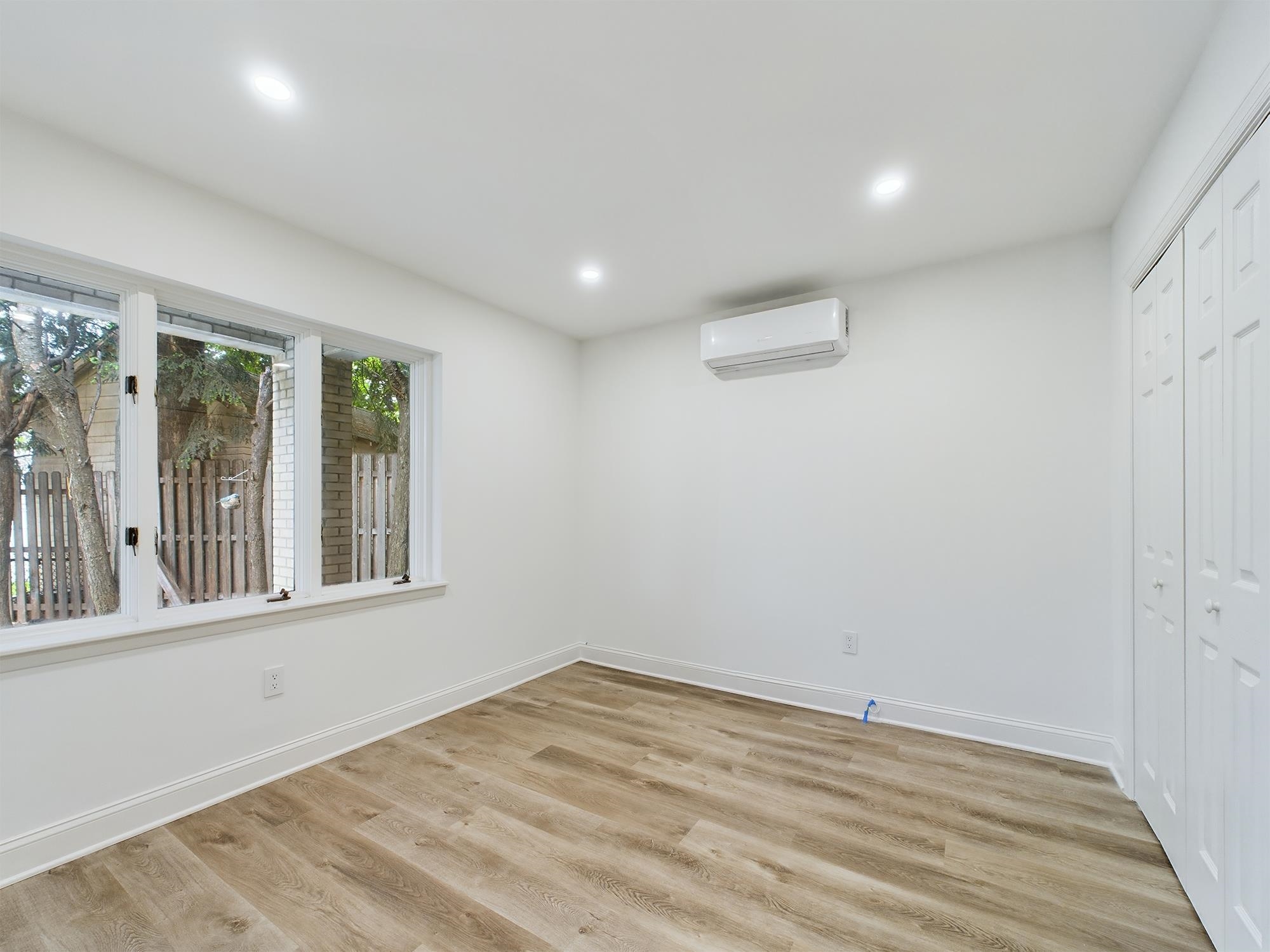 678 Chestnut Place, Unit REAR Secaucus, NJ 07094 - Photo 5 of 12