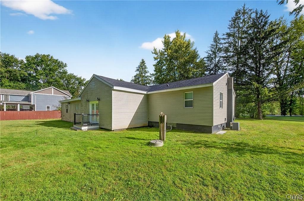 9541 Horseshoe Island Road Clay, NY 13041 - Photo 16 of 19