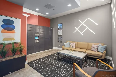 $633,900 | 427 Ninth Avenue, Unit 704, San Diego, CA 92101