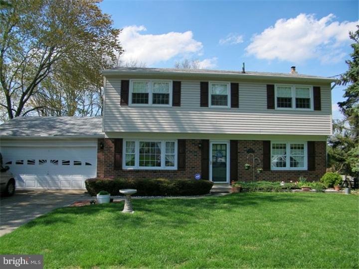 2394 Dale Road Huntingdon Valley, PA 19006 - Photo 1 of 16 Exterior Front