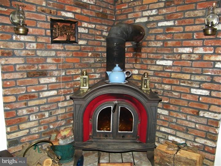 2394 Dale Road Huntingdon Valley, PA 19006 - Photo 13 of 16 Fireplace