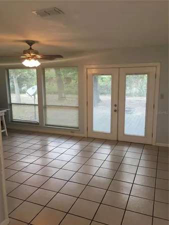 $2,700 | 3030 Southwest 2nd Avenue, Gainesville, FL 32607