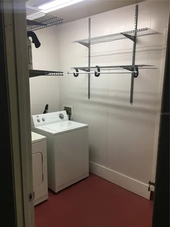 $2,700 | 3030 Southwest 2nd Avenue, Gainesville, FL 32607