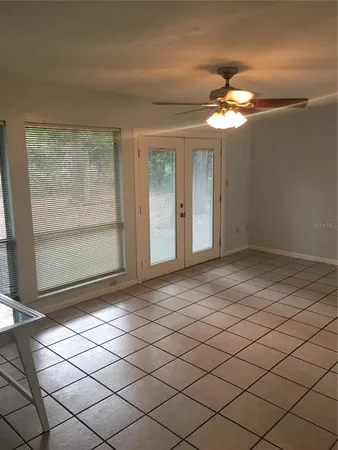 $2,700 | 3030 Southwest 2nd Avenue, Gainesville, FL 32607