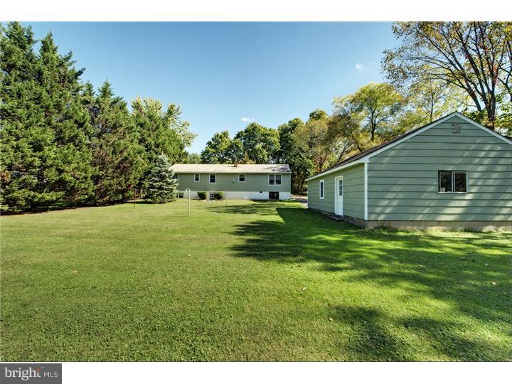 98 Duane Road Doylestown, PA 18901 - Photo 5 of 17