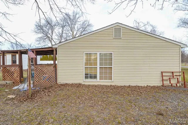 $10,000 | 4035 Division Street, Granite City, IL 62040
