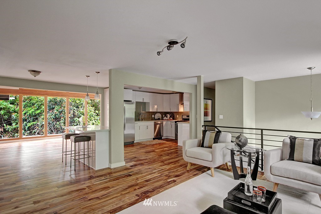 6018 Norma Beach Road Edmonds, WA 98026 - Photo 3 of 18 Gallery Image 3