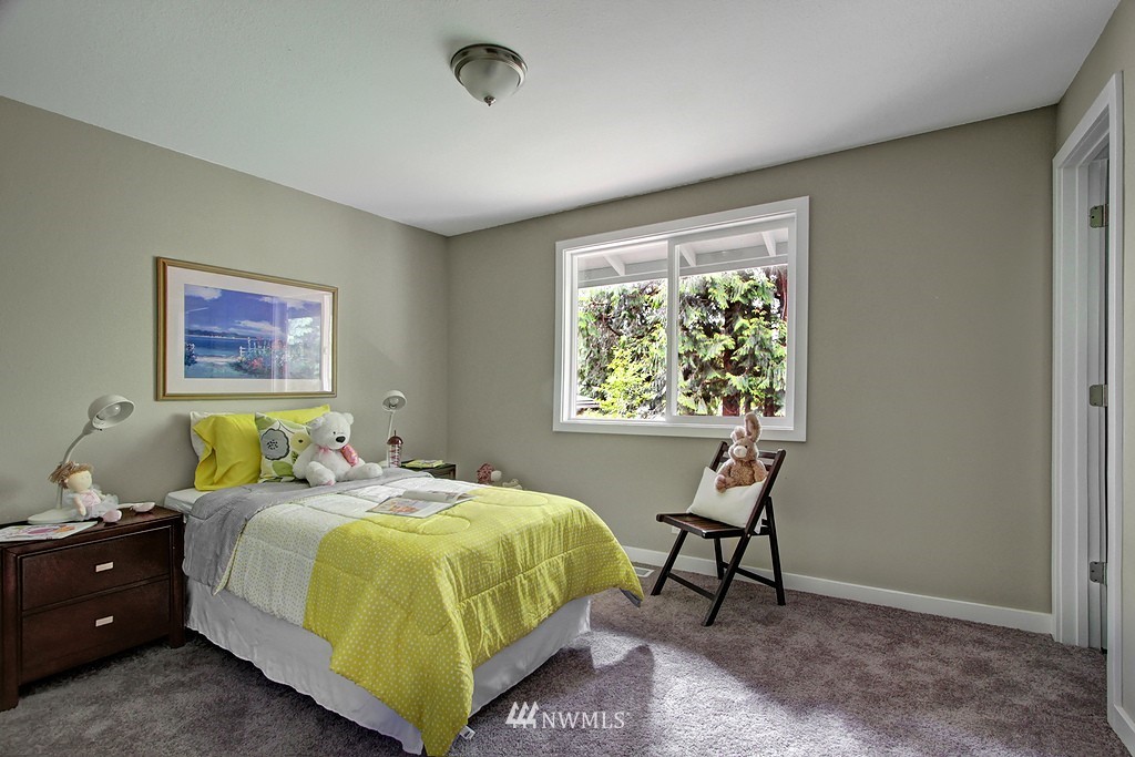 6018 Norma Beach Road Edmonds, WA 98026 - Photo 10 of 18 Gallery Image 10