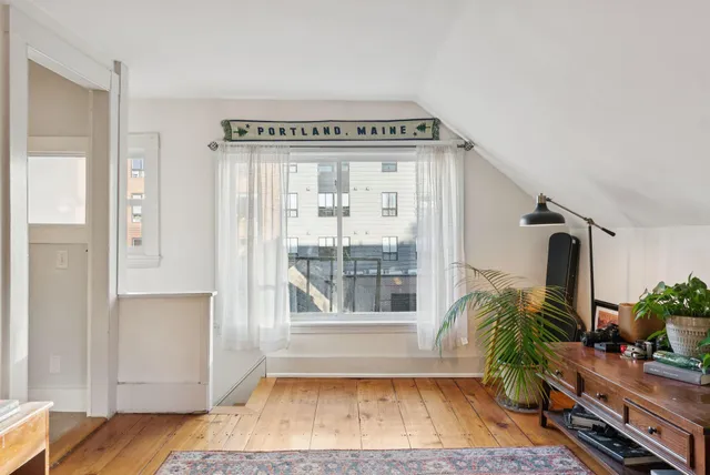 $1,050,000 | 207 State Street, Portland, ME 04101