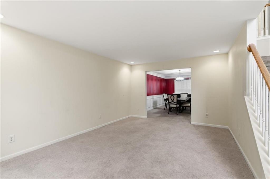 345 Oxnard Circle Southwest Atlanta, GA 30331 - Photo 7 of 50