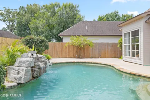 $625,000 | 315 Vanburg Place, Lafayette, LA 70508