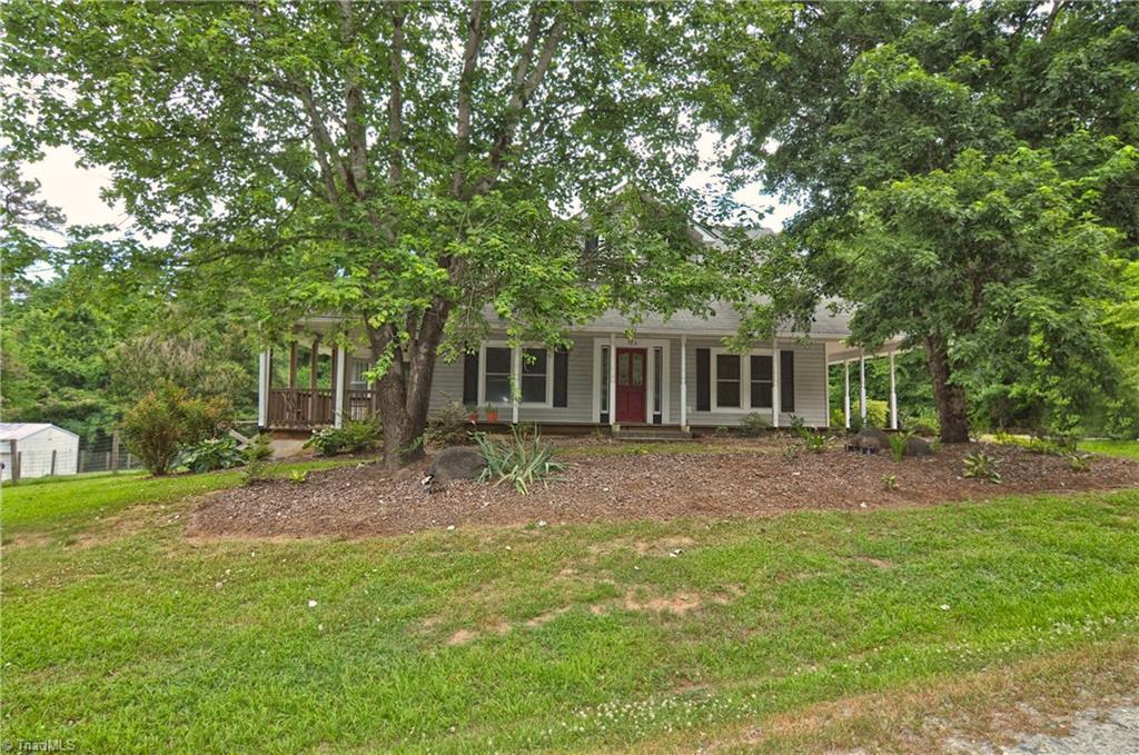 324 Tom Wood Road Lexington, NC 27295 - Photo 2 of 30 Gallery Image 2