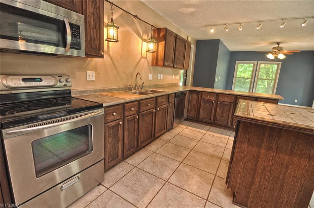 324 Tom Wood Road Lexington, NC 27295 - Photo 12 of 30 Gallery Image 12