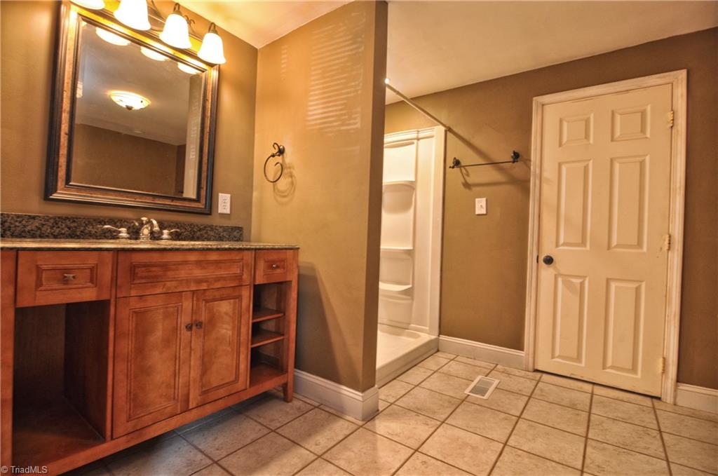 324 Tom Wood Road Lexington, NC 27295 - Photo 19 of 30 Gallery Image 19