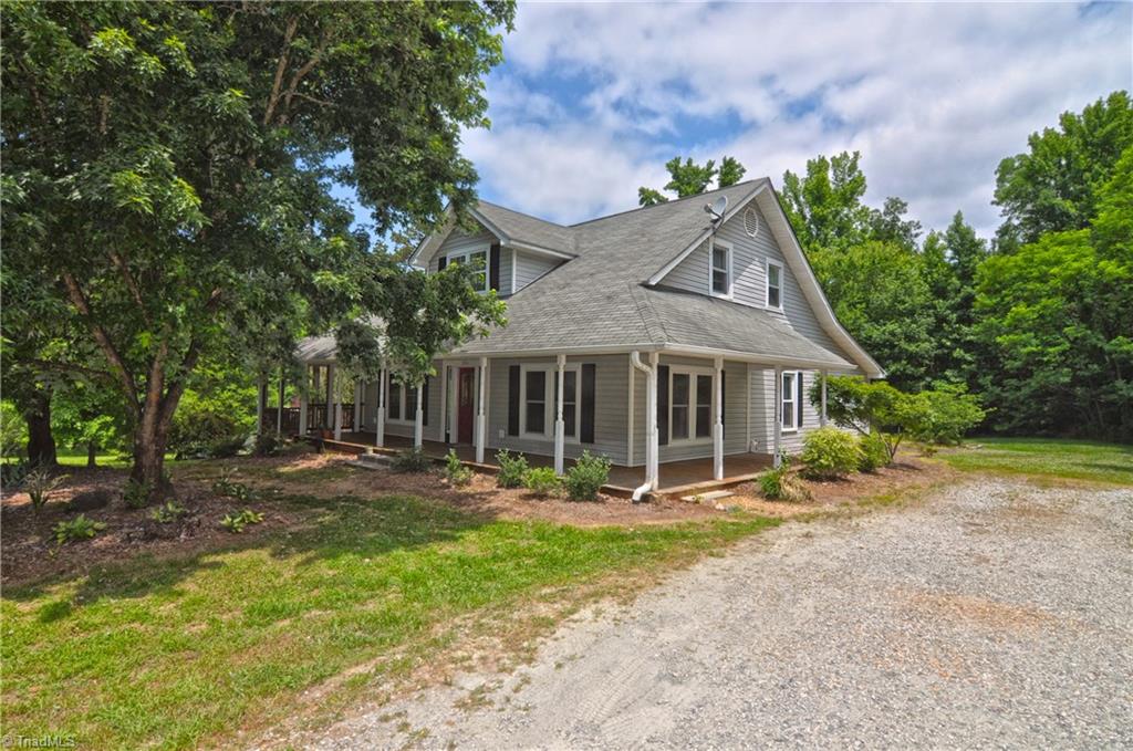 324 Tom Wood Road Lexington, NC 27295 - Photo 3 of 30 Gallery Image 3