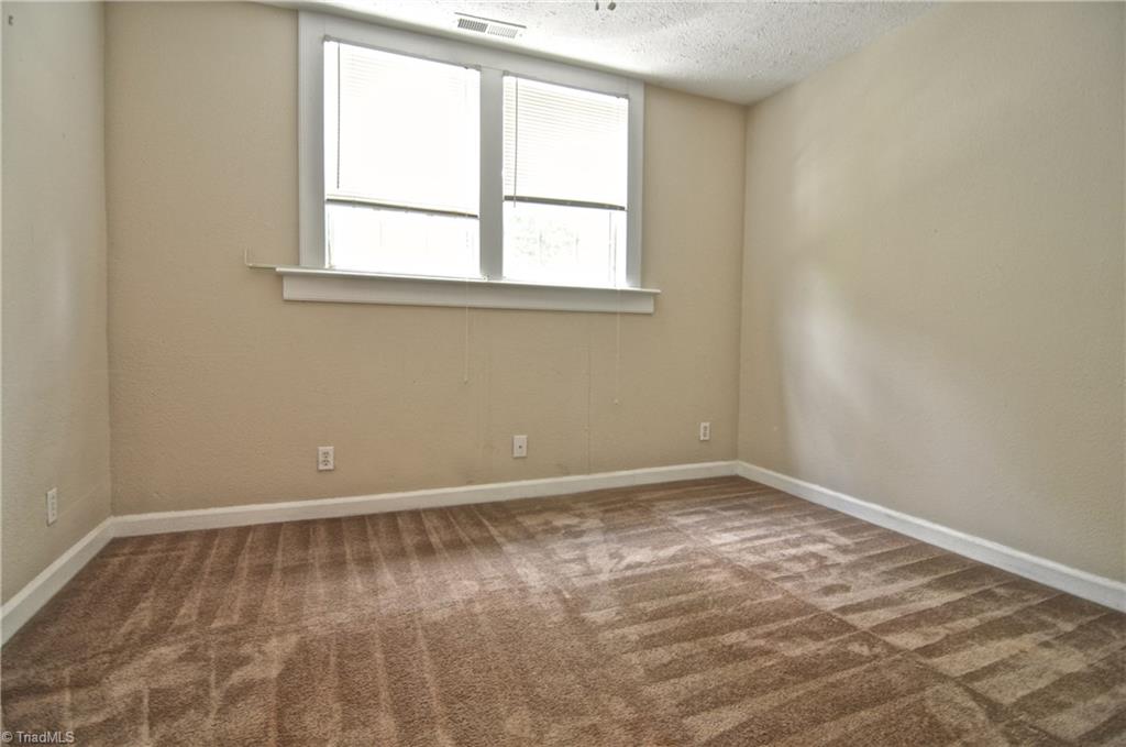 324 Tom Wood Road Lexington, NC 27295 - Photo 26 of 30 Gallery Image 26