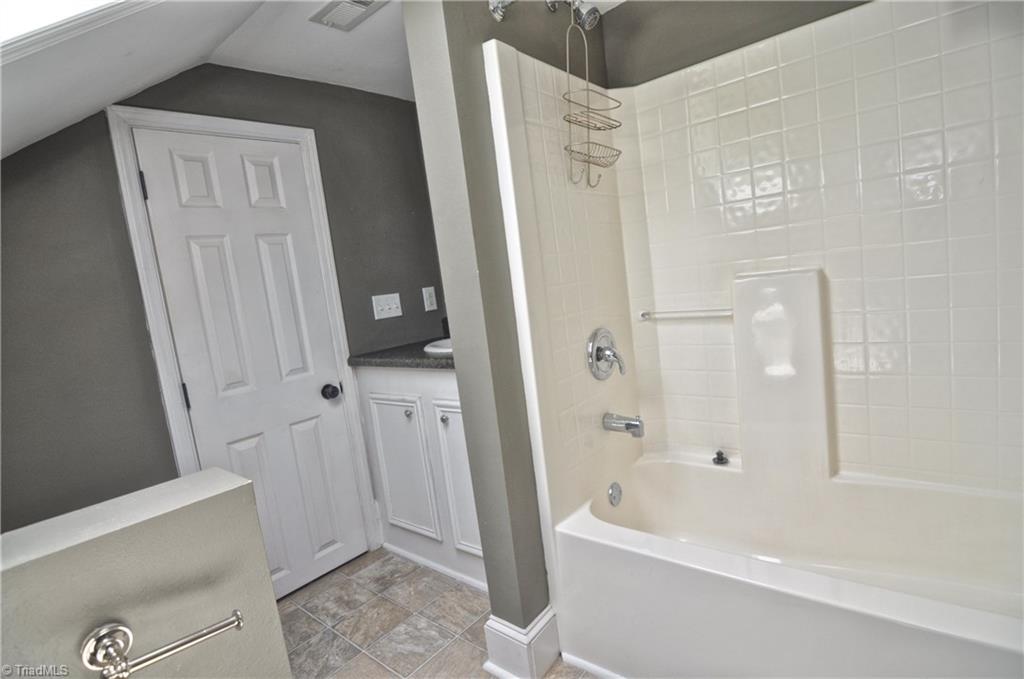 324 Tom Wood Road Lexington, NC 27295 - Photo 28 of 30 Gallery Image 28