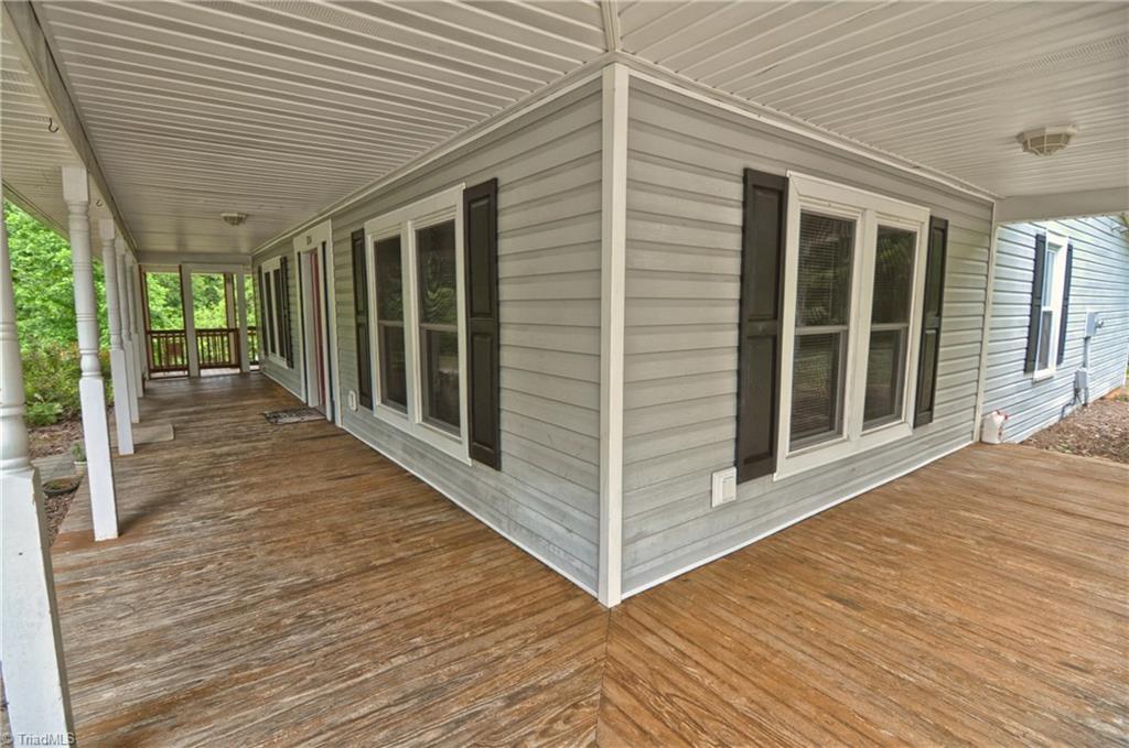 324 Tom Wood Road Lexington, NC 27295 - Photo 6 of 30 Gallery Image 6