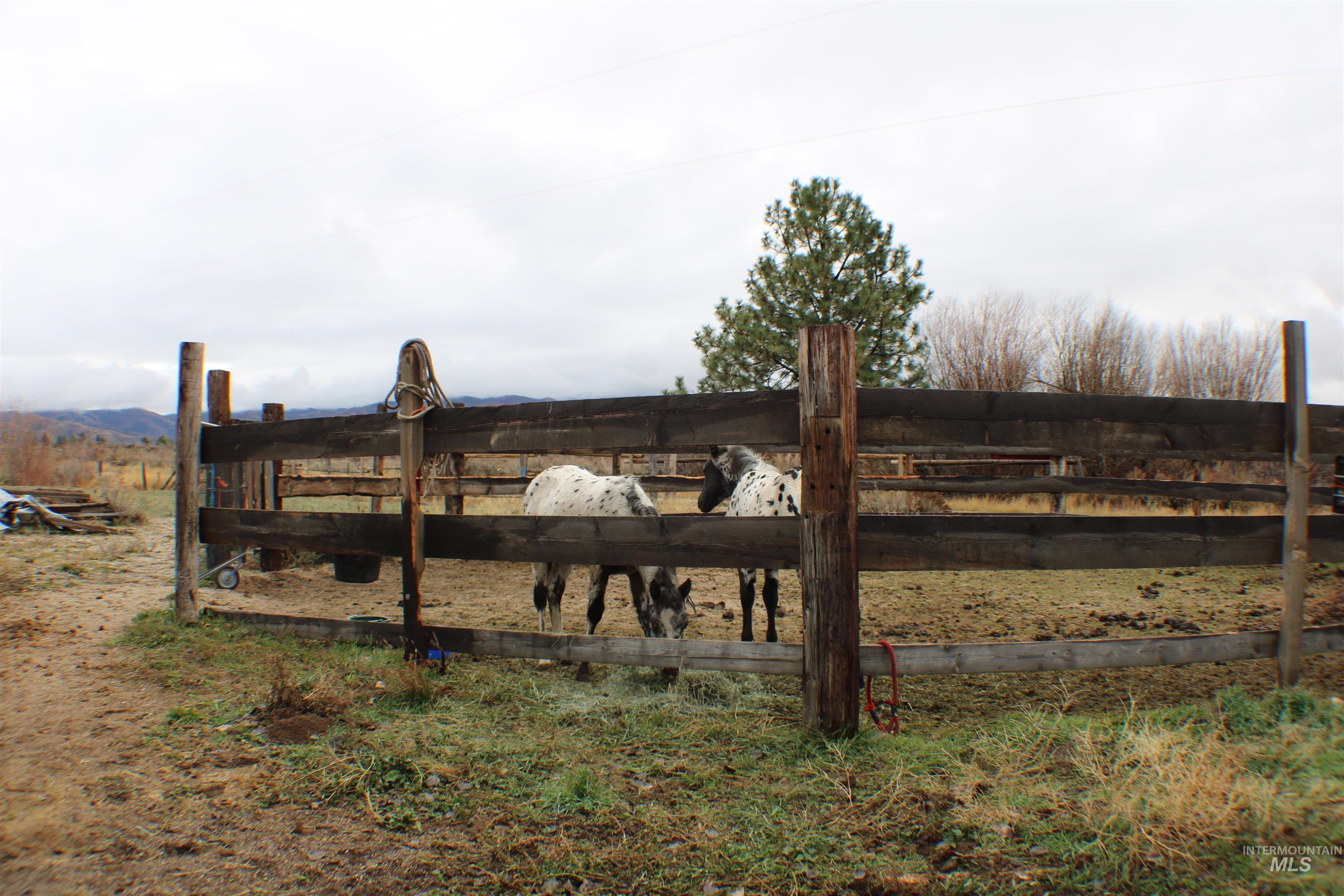 200 East Prairie Road Mountain Home, ID 83647 - Photo 13 of 38 Exterior view
