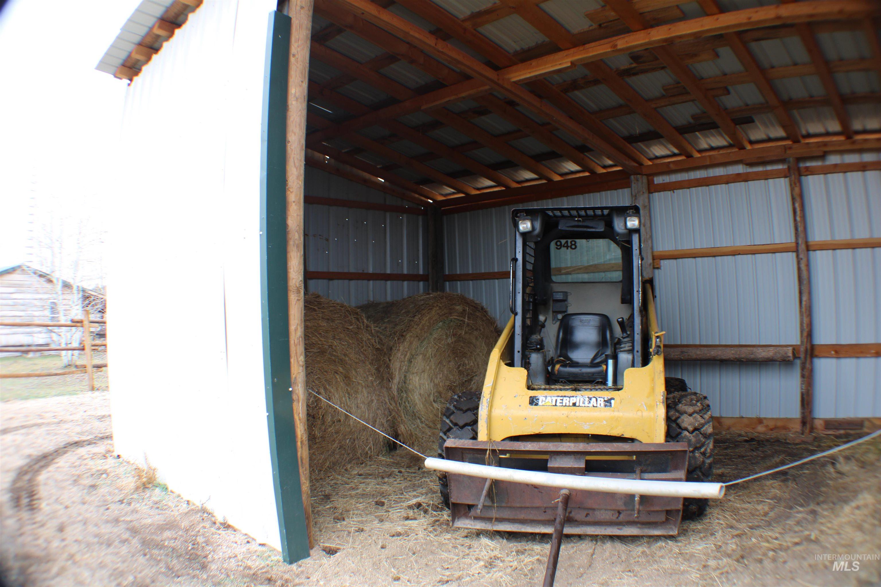 200 East Prairie Road Mountain Home, ID 83647 - Photo 7 of 38 View of outdoor structure