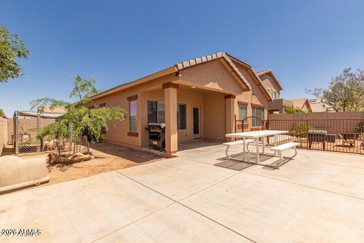 10253 West Chipman Road Tolleson, AZ 85353 - Photo 2 of 4 chipman backyard