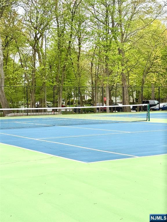 901 Tuliptree Court Mahwah, NJ 07430 - Photo 11 of 12