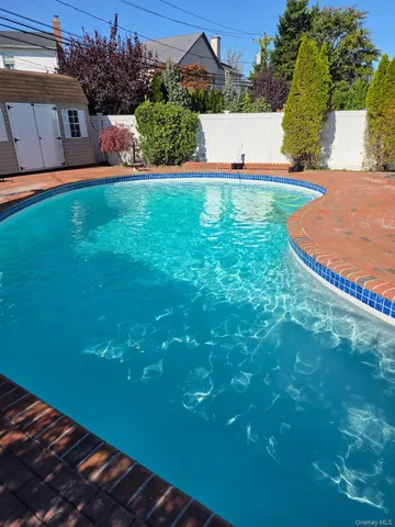 $1,169,000 | 1554 Holiday Park Drive, Wantagh, NY 11793