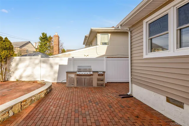 $1,169,000 | 1554 Holiday Park Drive, Wantagh, NY 11793