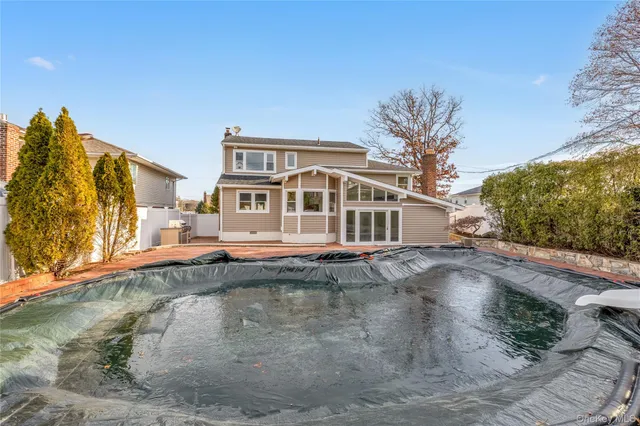 $1,169,000 | 1554 Holiday Park Drive, Wantagh, NY 11793