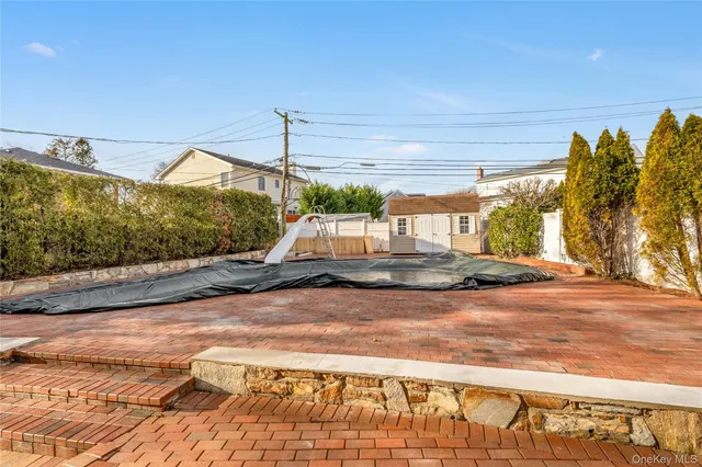 $1,169,000 | 1554 Holiday Park Drive, Wantagh, NY 11793