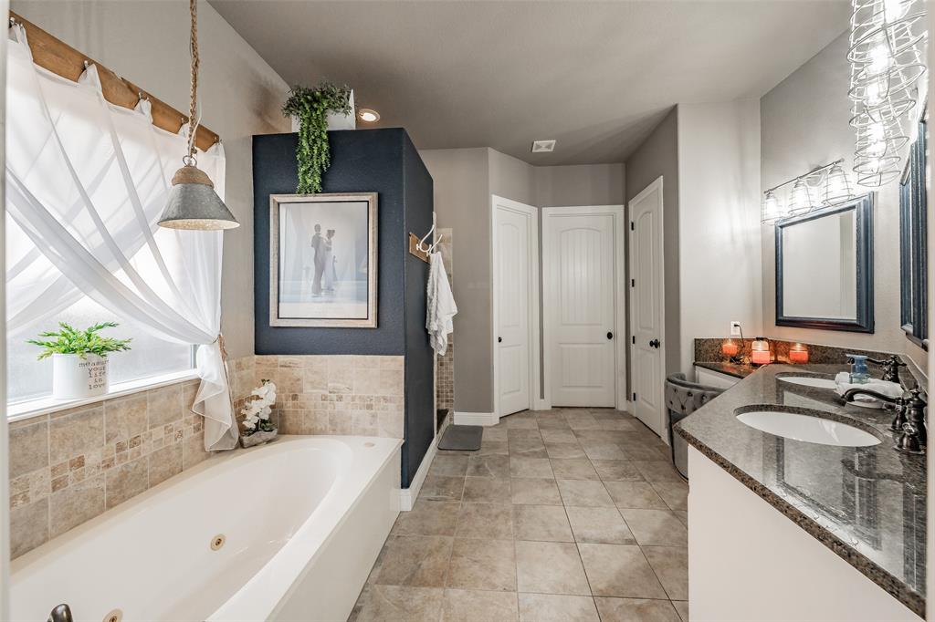 209 Thistle Ridge Denton, TX 76210 - Photo 19 of 40