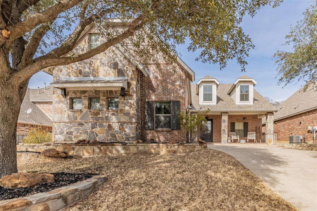 209 Thistle Ridge Denton, TX 76210 - Photo 3 of 40