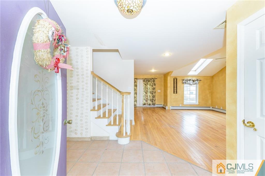 26 Moquis Trail Oak Ridge, NJ 07438 - Photo 4 of 23 a view of an entryway