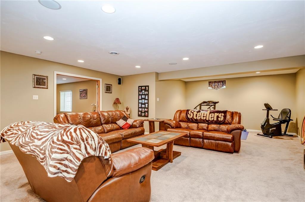 201 Maple Ridge Drive Canonsburg, PA 15317 - Photo 15 of 25 Great for Entertaining with built-in speakers