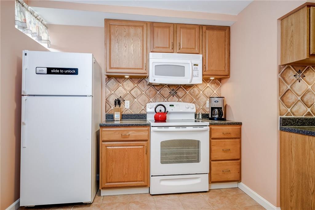 201 Maple Ridge Drive Canonsburg, PA 15317 - Photo 21 of 25 Gallery Image 21