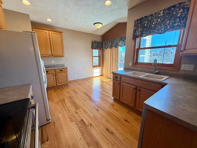 $474,900 | 304 North 11th Avenue, Monroe, WI 53566