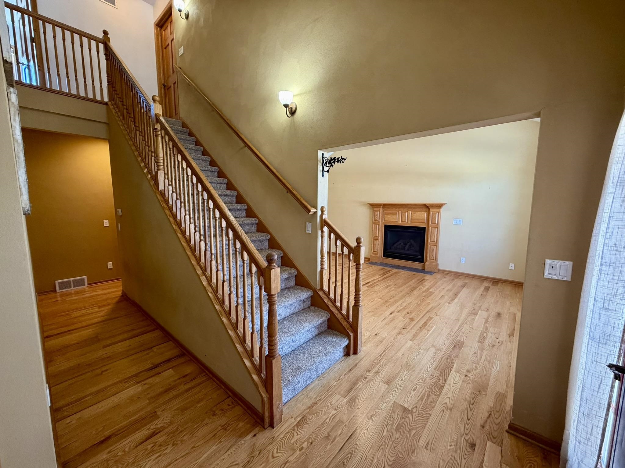 304 North 11th Avenue Monroe, WI 53566 - Photo 2 of 60