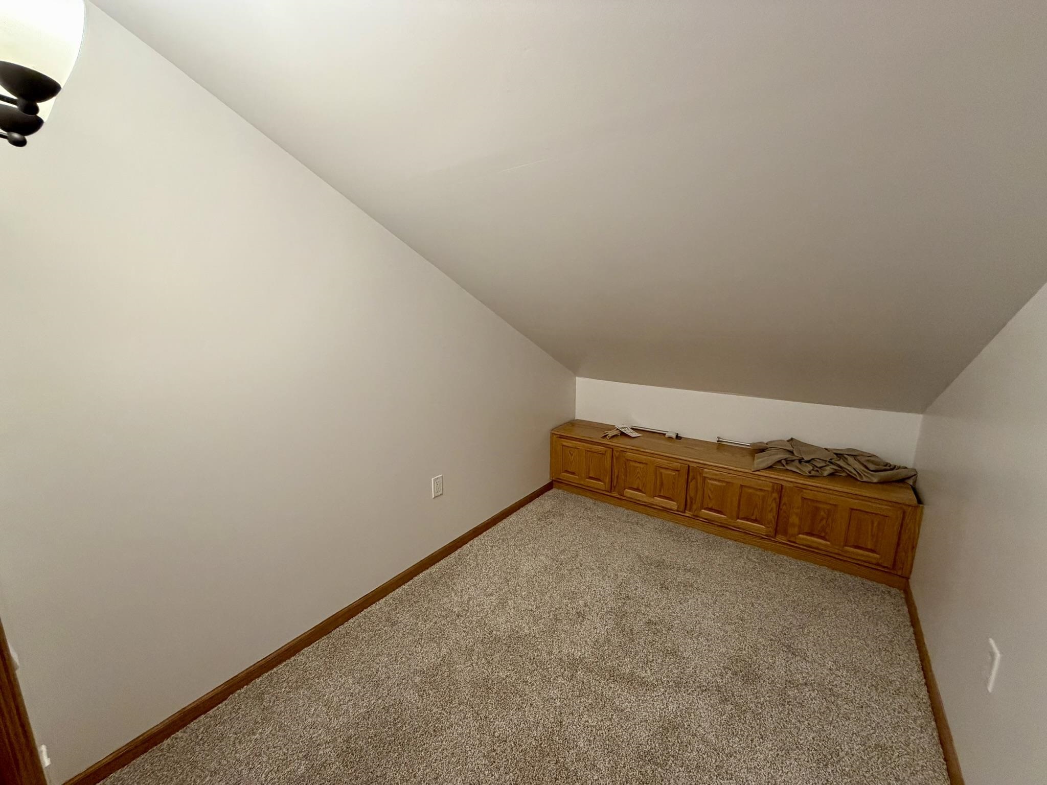 304 North 11th Avenue Monroe, WI 53566 - Photo 38 of 60