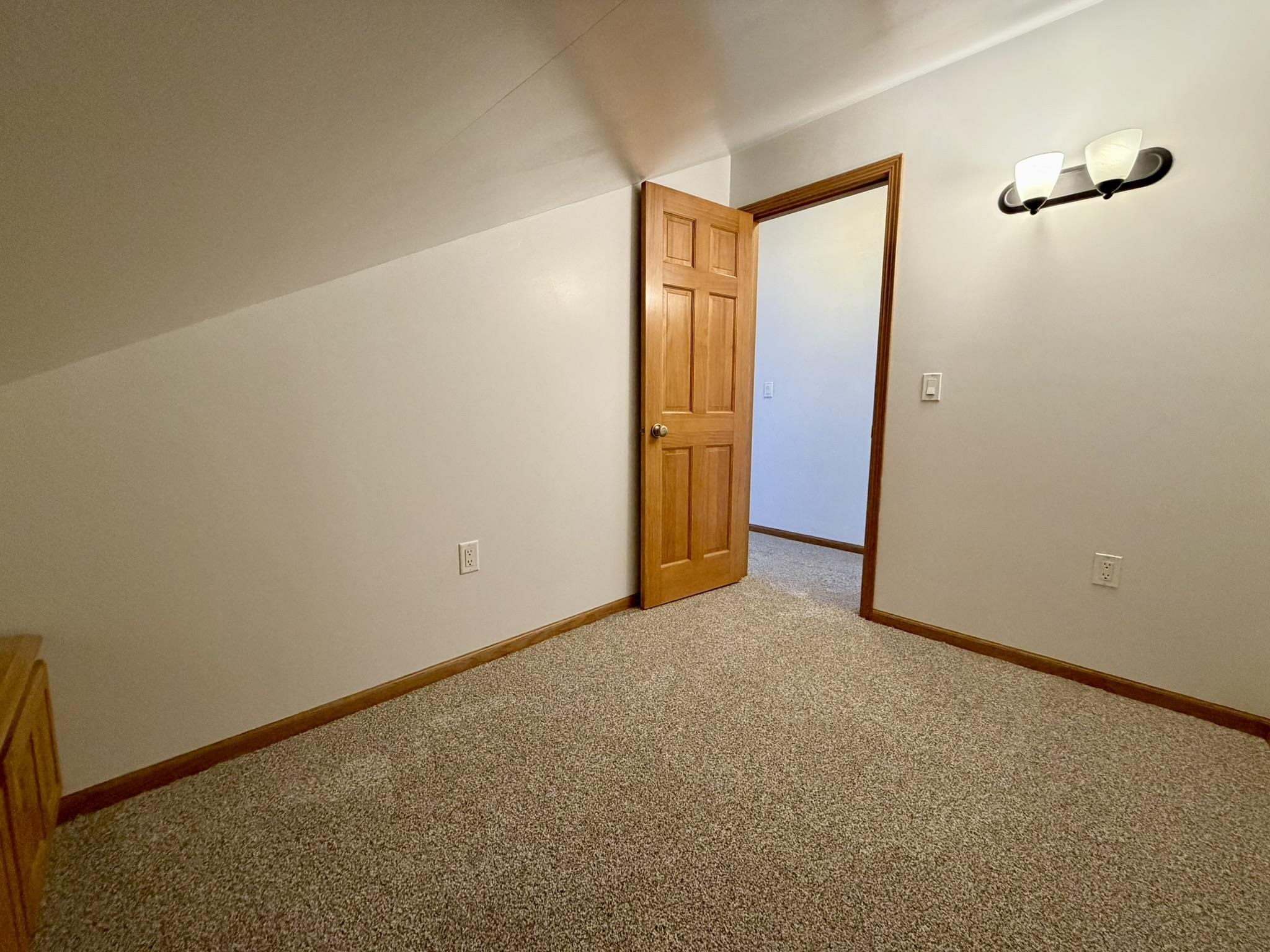 304 North 11th Avenue Monroe, WI 53566 - Photo 40 of 60