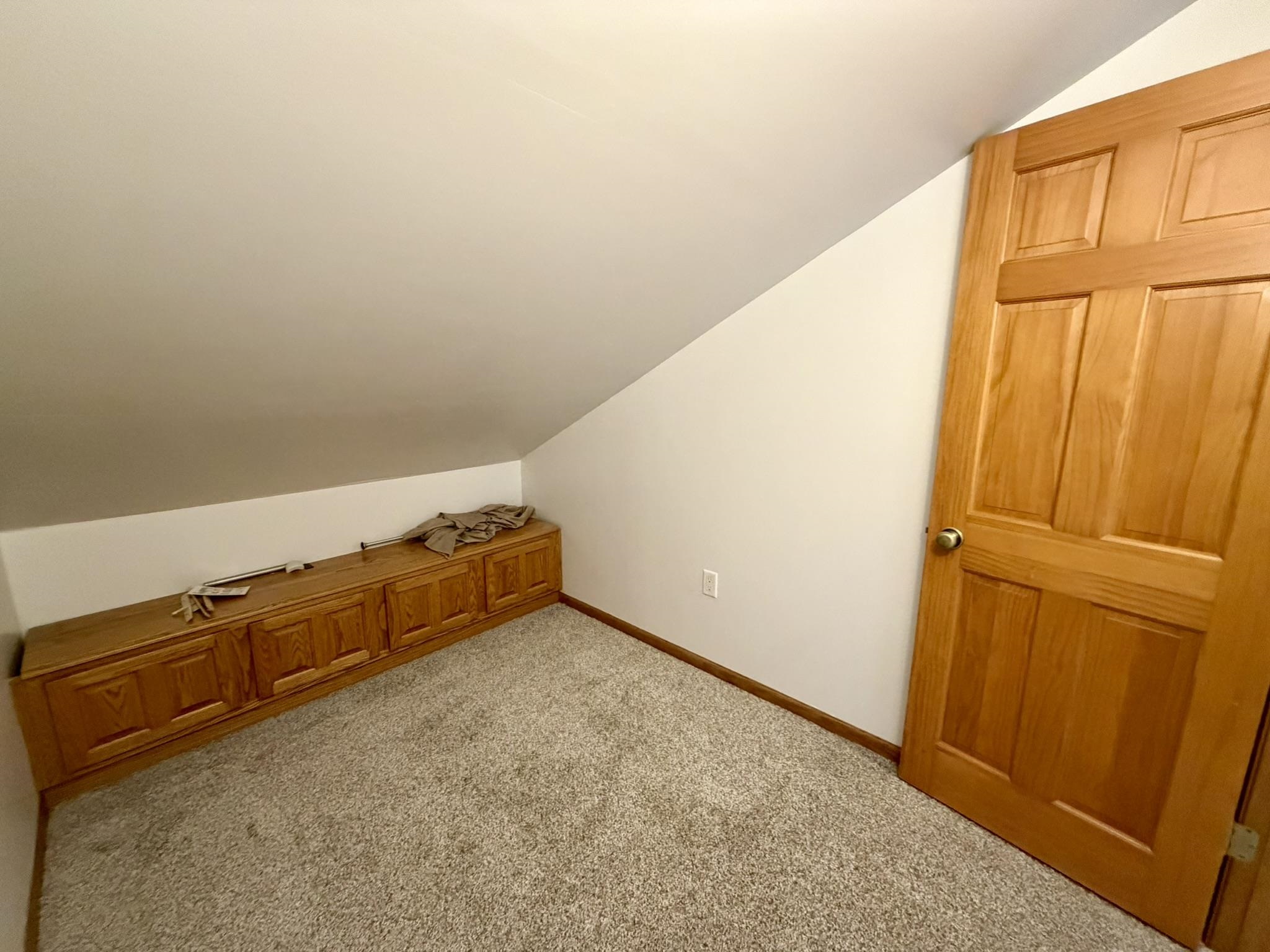 304 North 11th Avenue Monroe, WI 53566 - Photo 41 of 60