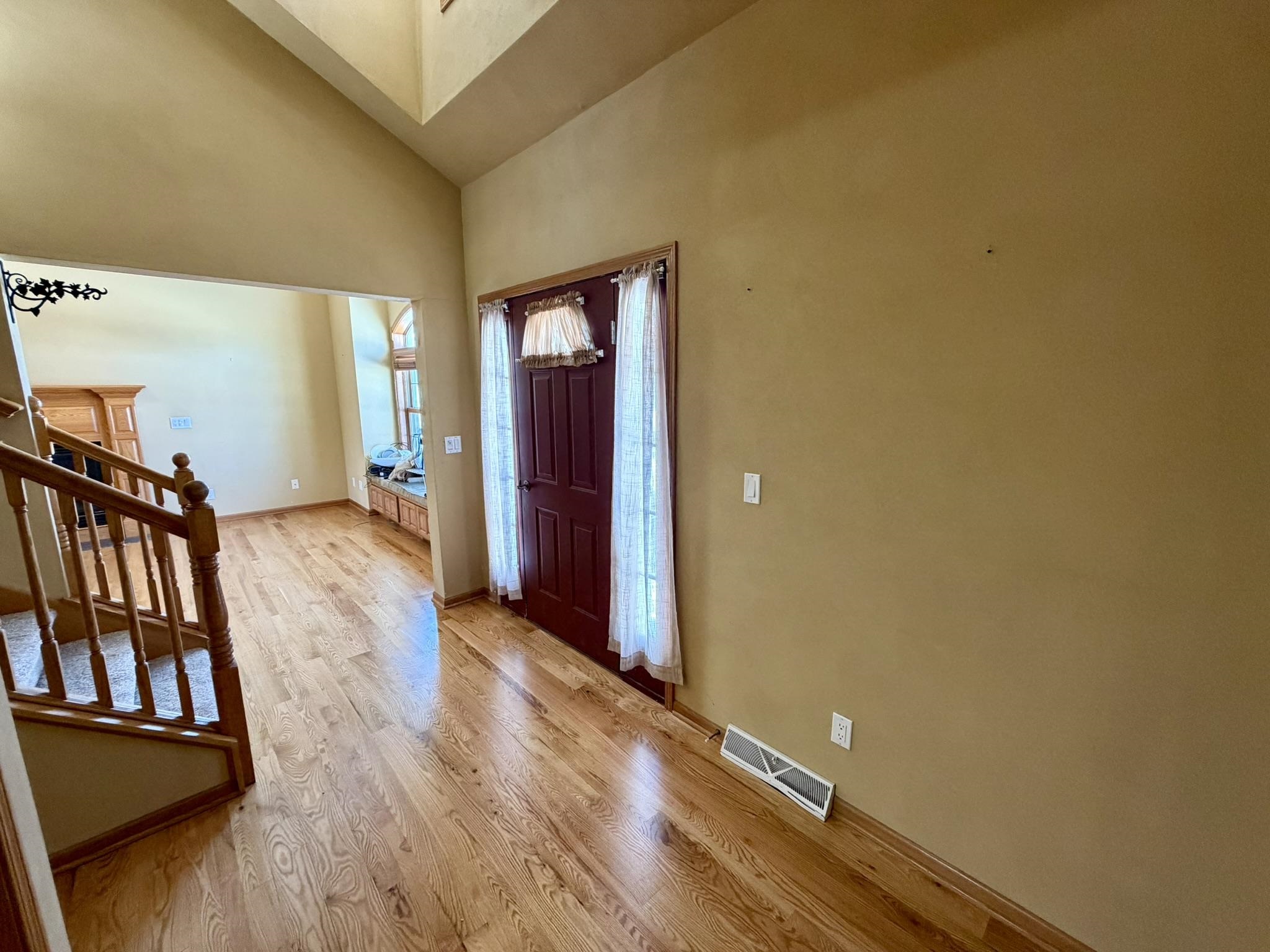 304 North 11th Avenue Monroe, WI 53566 - Photo 5 of 60