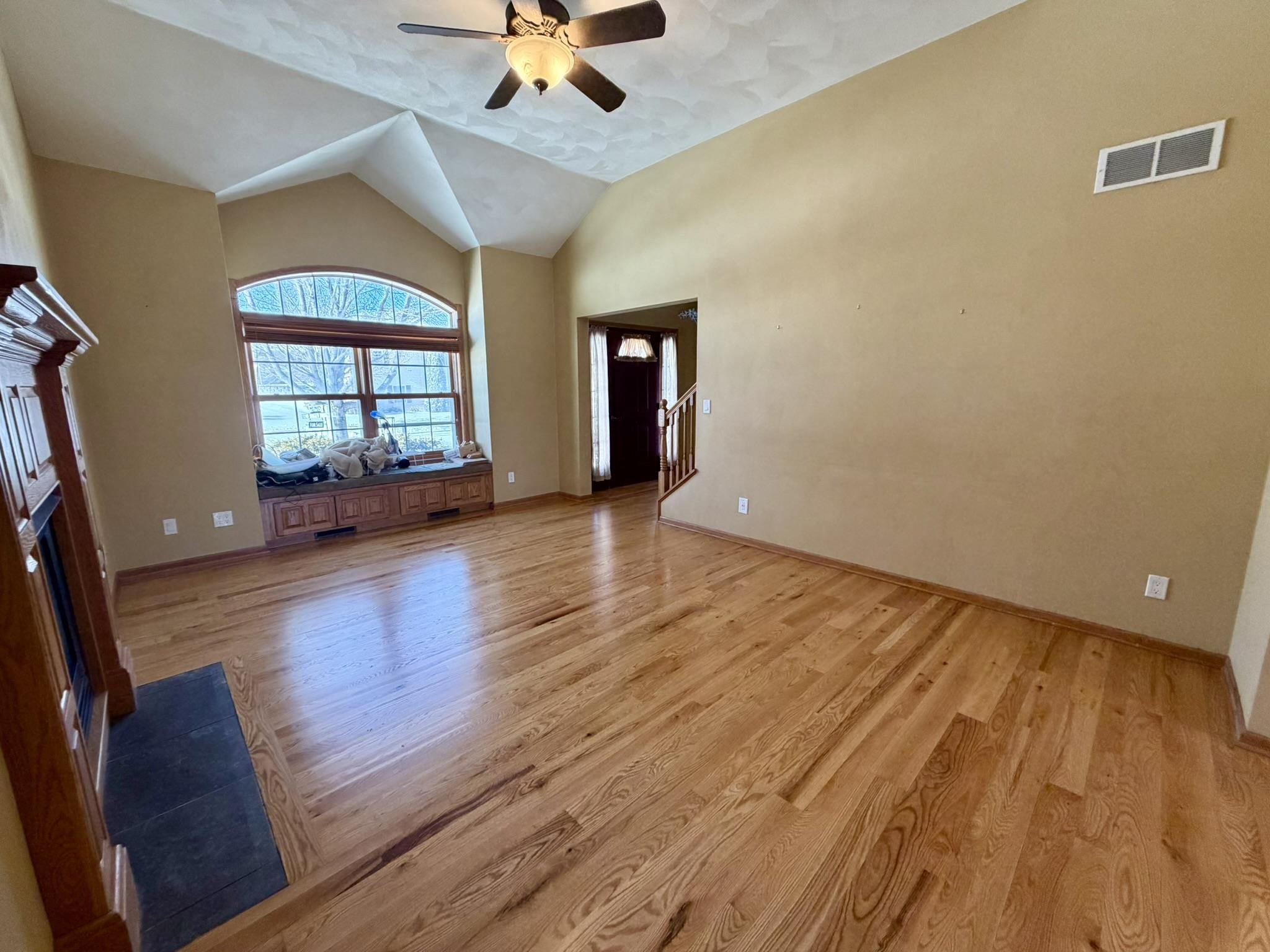 304 North 11th Avenue Monroe, WI 53566 - Photo 8 of 60