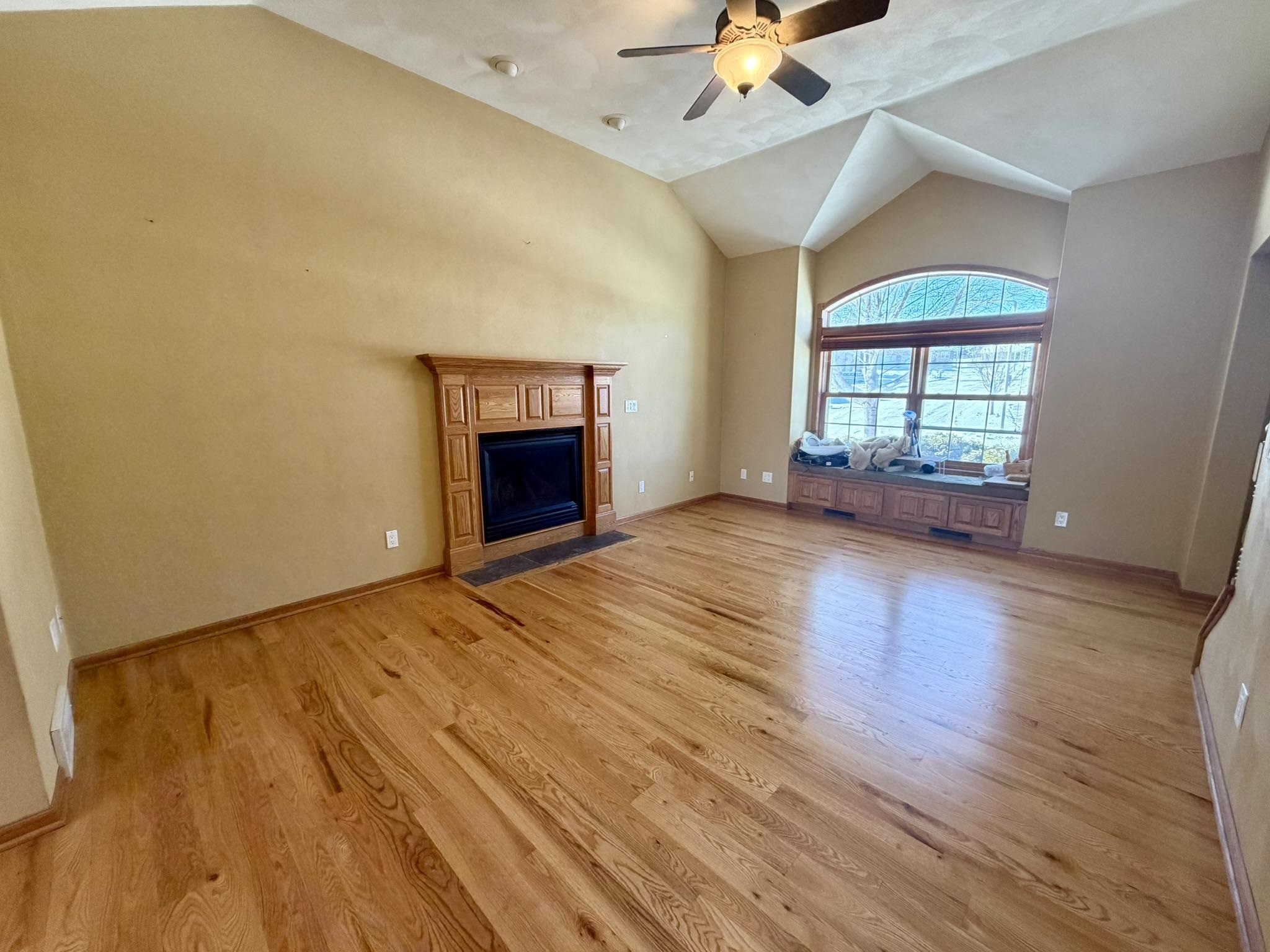 304 North 11th Avenue Monroe, WI 53566 - Photo 9 of 60