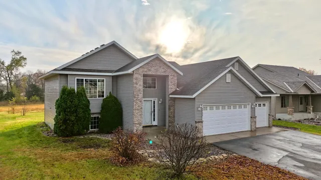 $345,000 | 24480 17th Avenue, St. Augusta, MN 56301