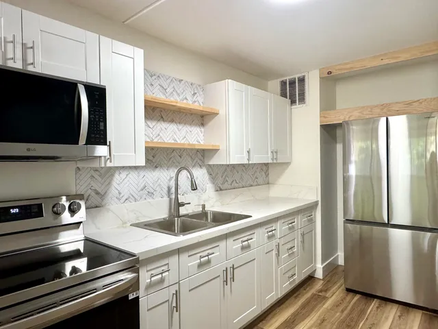 $239,000 | 111 Kahului Beach Road, Unit D321, Kahului, HI 96732