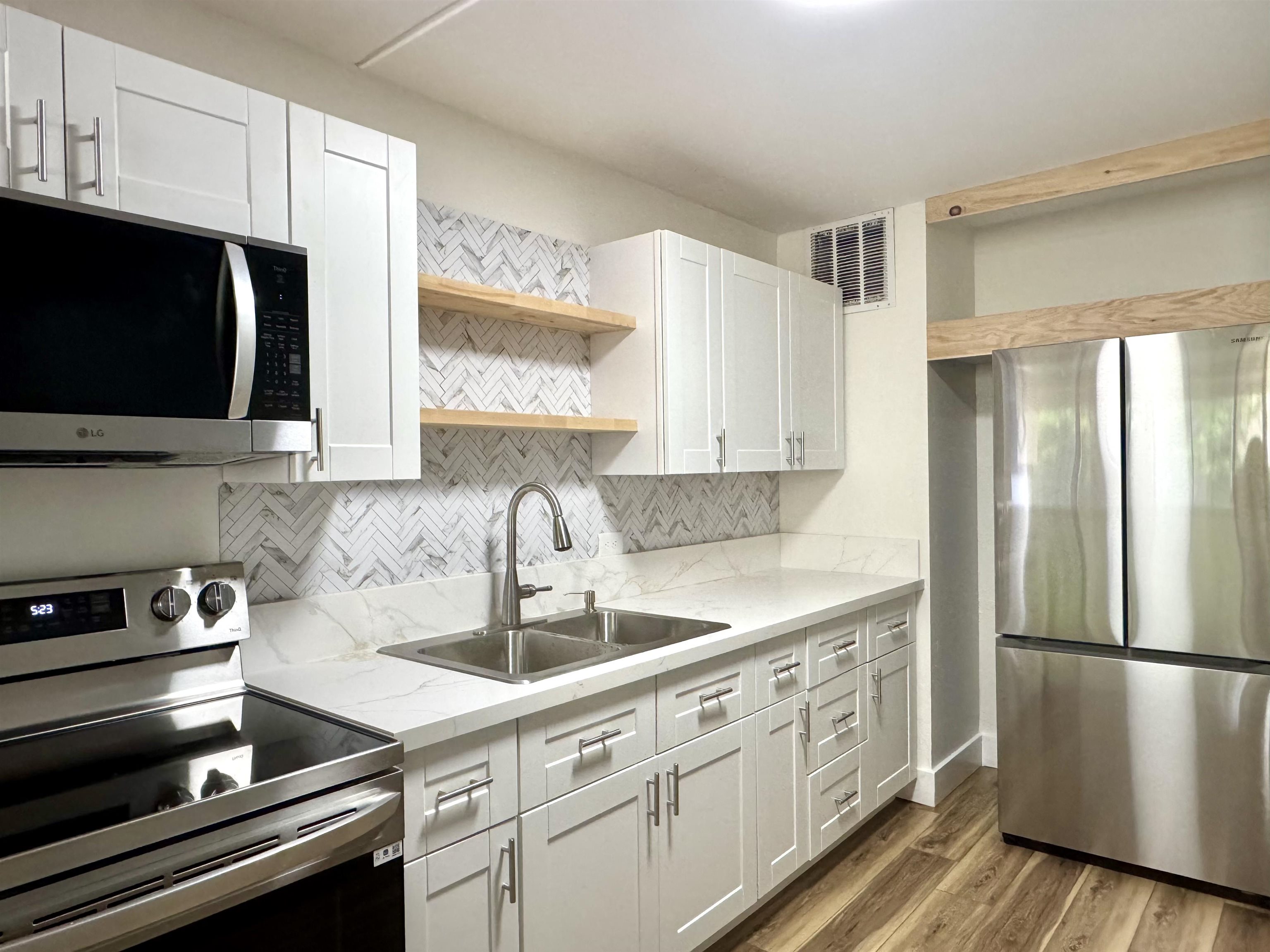 111 Kahului Beach Road, Unit D321 Kahului, HI 96732 - Photo 4 of 29