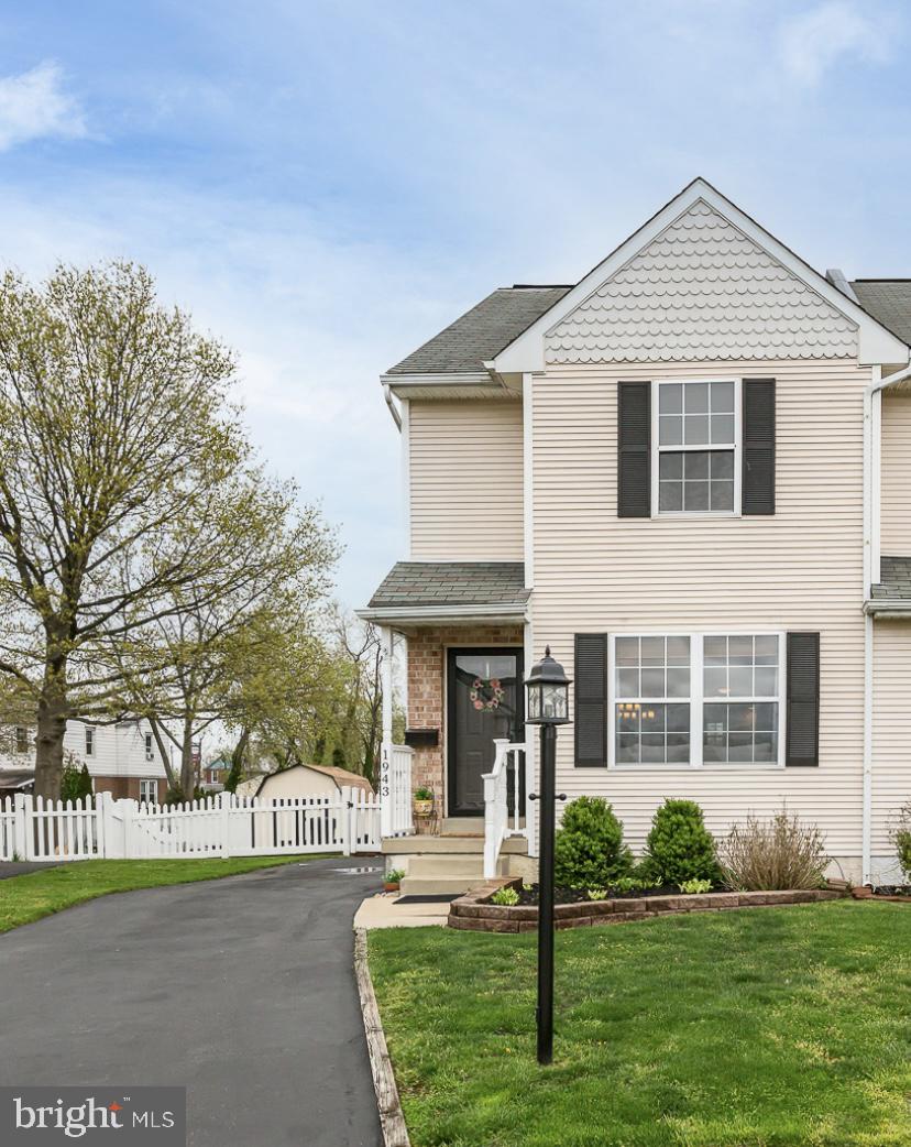 1943 Oak Leaf Lane Holmes, PA 19043 - Photo 1 of 38 front